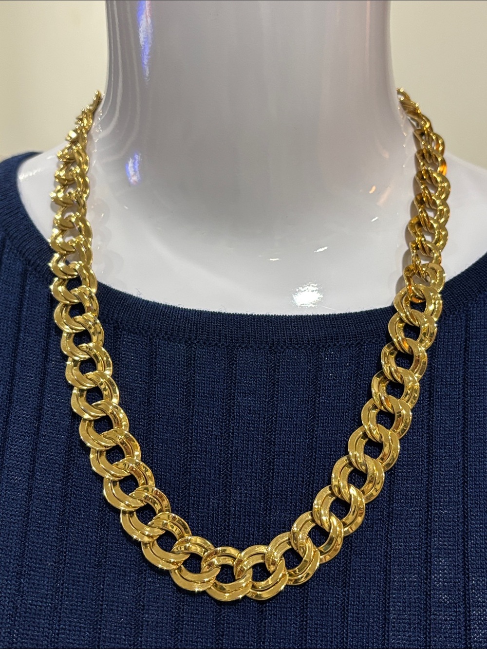 Heavy Monet 80’s Gold-Tone Link Necklace